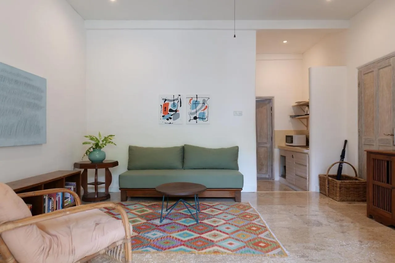 Kresna Suites By Villa Kresna Seminyak Hotel